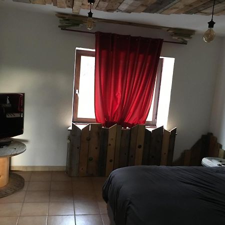 Bed and Breakfast Bois & Repos Malmedy Esterno foto