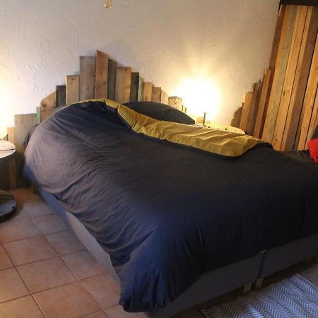 Bed and Breakfast Bois & Repos Malmedy Esterno foto